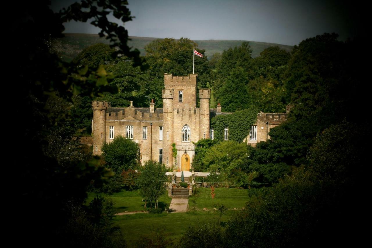 Augill Castle Hotel Kirkby Stephen Buitenkant foto